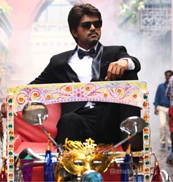 bairavaa-thalapathi-mass-images-download